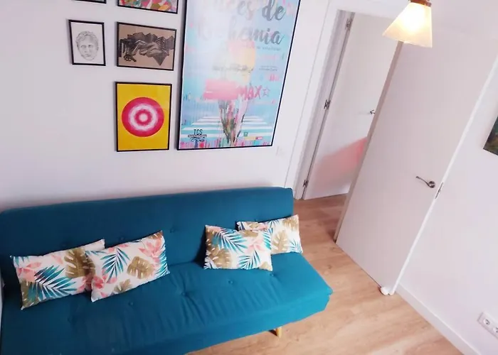 Luminoso Apartamento En El Centro, Con Mucho Arte